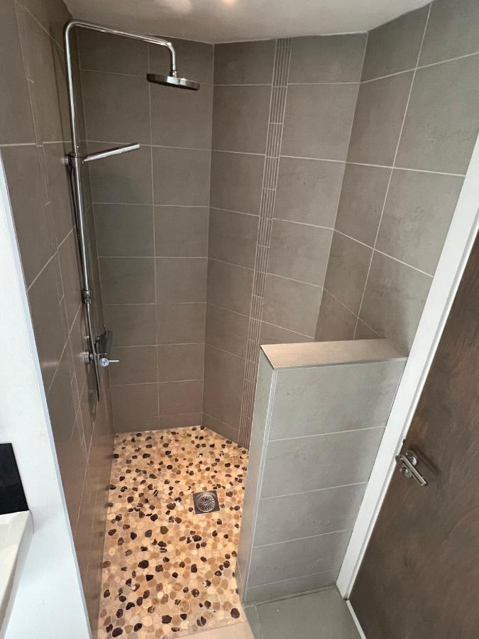 Fitzy's Bunker - Modern Beach Apartment Ardglass Exterior foto