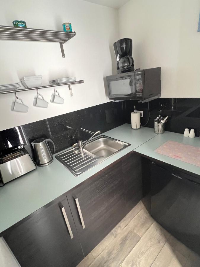 Fitzy's Bunker - Modern Beach Apartment Ardglass Exterior foto